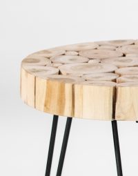 2-DETAIL-STOOL