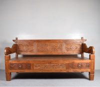 BENCH TRIBUWANA