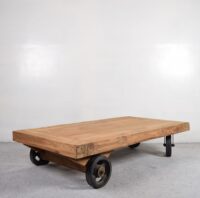 COFFEE TABLE ON WHEELS (1)